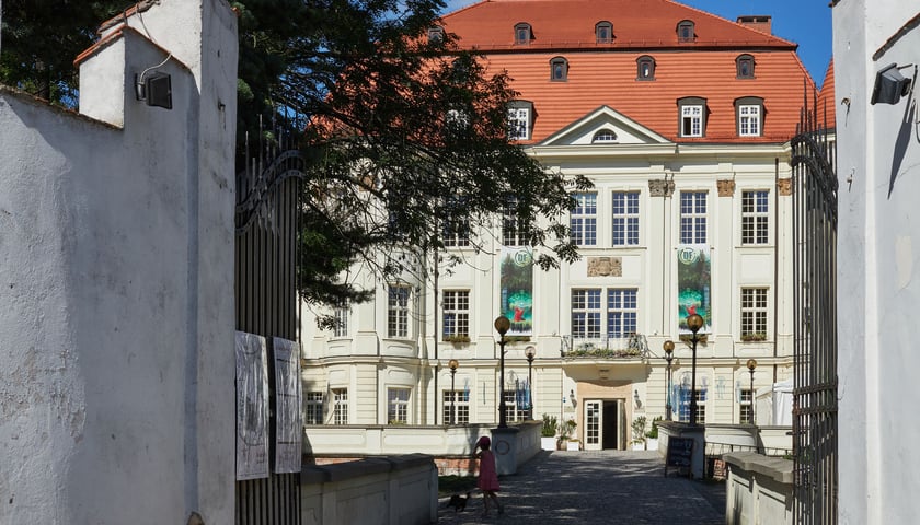 Pałac i park w Leśnicy