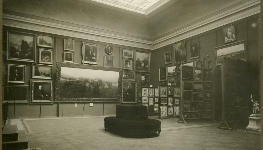 Galeria Obrazów w lwowskim Muzeum Książąt Lubomirskich, zdjęcie z ok. 1910 roku