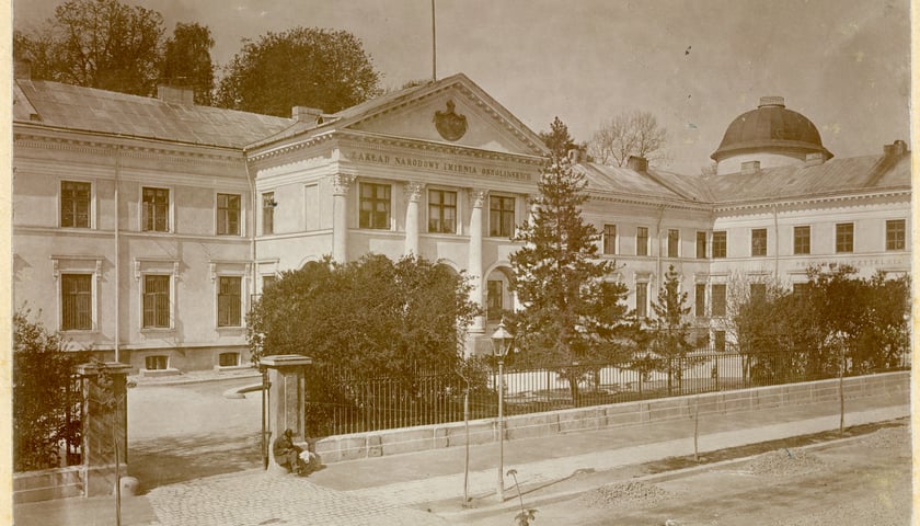 <p class="MsoNormal">Budynek Ossolineum we Lwowie, ok. 1906</p>