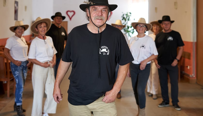Franciszek Sowa, organizator Ślęzaczka Country, i jego Dance Country Senior