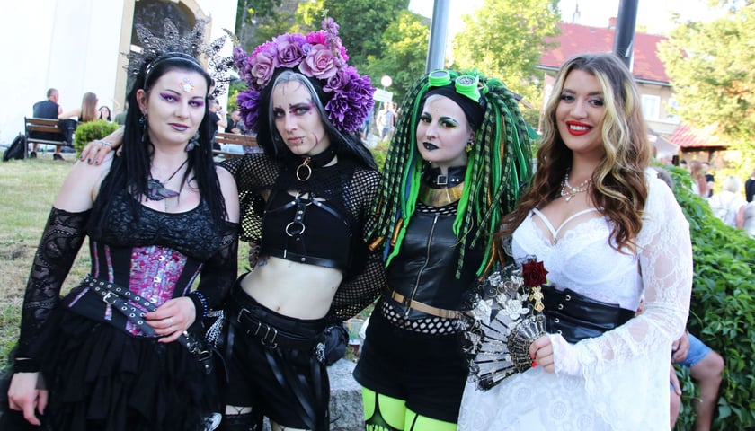 Uczestnicy Castle Party 2023