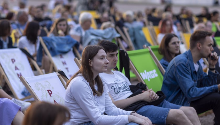 Powiększ obraz: Kino na Pergoli