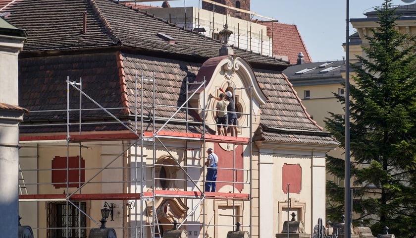 <p>Budynek, w kt&oacute;rym mieści się Stary Refektarz u Dominikan&oacute;w&nbsp;</p>