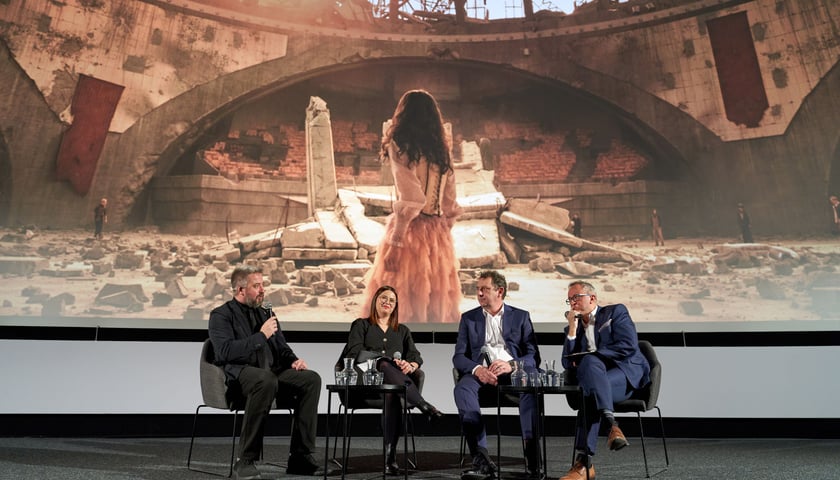 Od lewej: Radosław Michalski, Paula Matuszak, Robert Golba, Paweł Gołębski