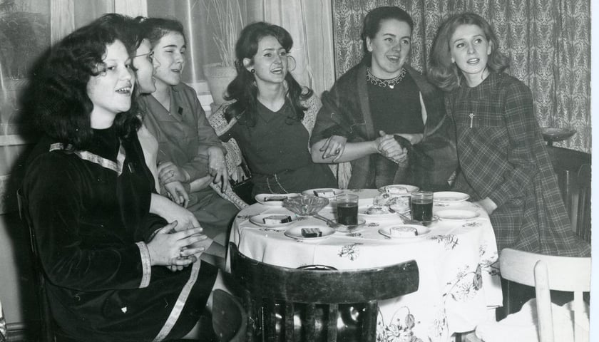 <p>Sala klubowa DK Pafawag, lata 60.&nbsp;</p>
