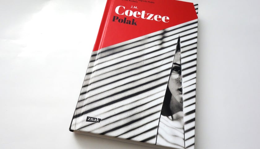 <p>J.M.Coetzee, Polak, przekład..., Wydawnictwo Znak&nbsp;</p>