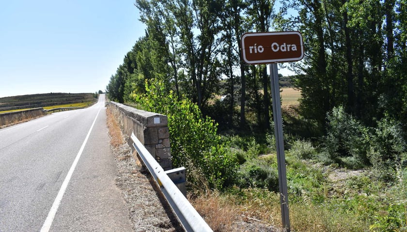 <p>Rio Odra w okolicy Sandoval de la Reina</p>
