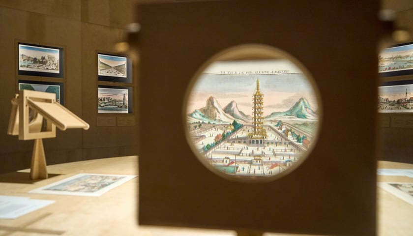 <p>Wystawa &bdquo;Vue d&rsquo;optique i maszyny optyczne&rdquo; w Muzeum Architektury do 4 sierpnia</p>