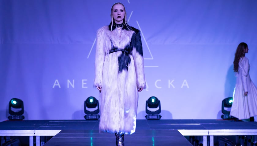 FashiON! Wrocław Fashion Week 2023 - pokaz i sesja Anety Łąckiej