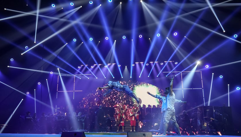 Wielkie show w Hali stulecia. Koncert "Gwiazdozbiór Aniołów. In varietae concordia".