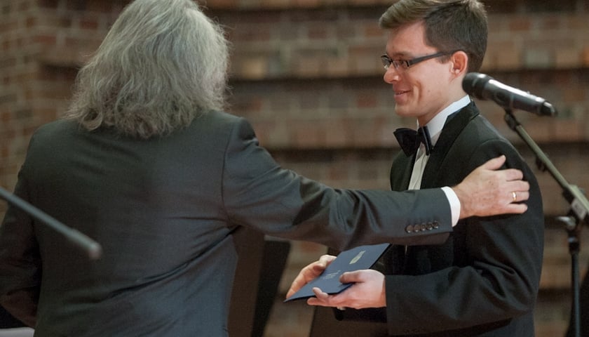 Dawid Jarząb z I nagrodą