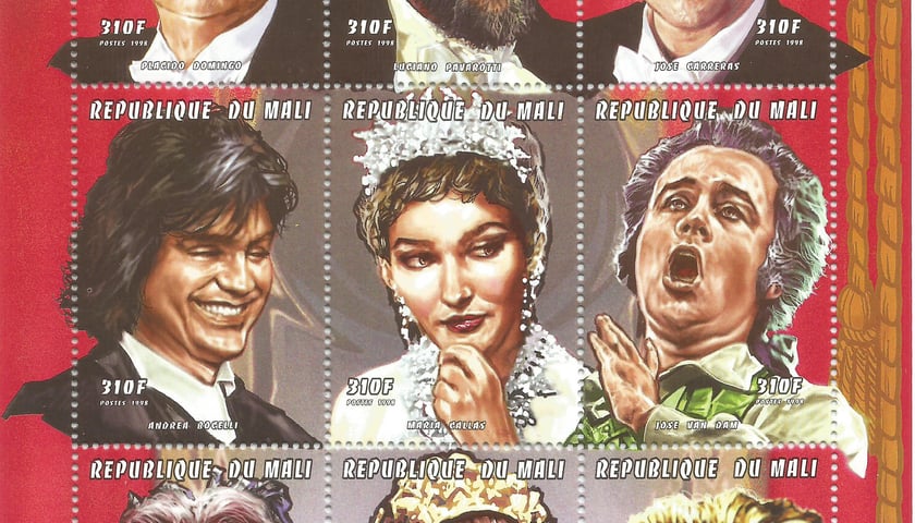 W dwóch salach Muzeum Poczty i Telekomunikacji zgromadzono kilkadziesiąt znaczków, bloczków, kart i kopert pocztowych