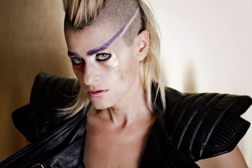 Peaches wystąpi w Eterze