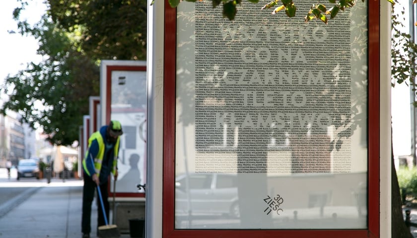 31. Magazyn Literacki Cegła czytać i oglądać można w Galerii Szewska Pasja