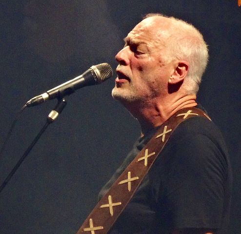 David Gilmour w trakcie koncertu w Londynie, 2015