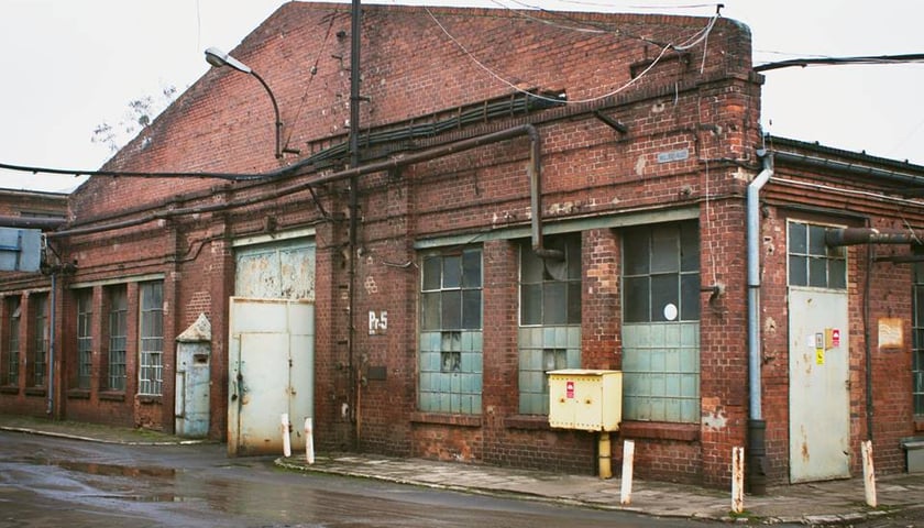 W tym roku artyści zaproszą zwiedzających do Hali Fabryki Automatów Tokarskich Fat Haco przy ul. Grabiszyńskiej we Wrocławiu