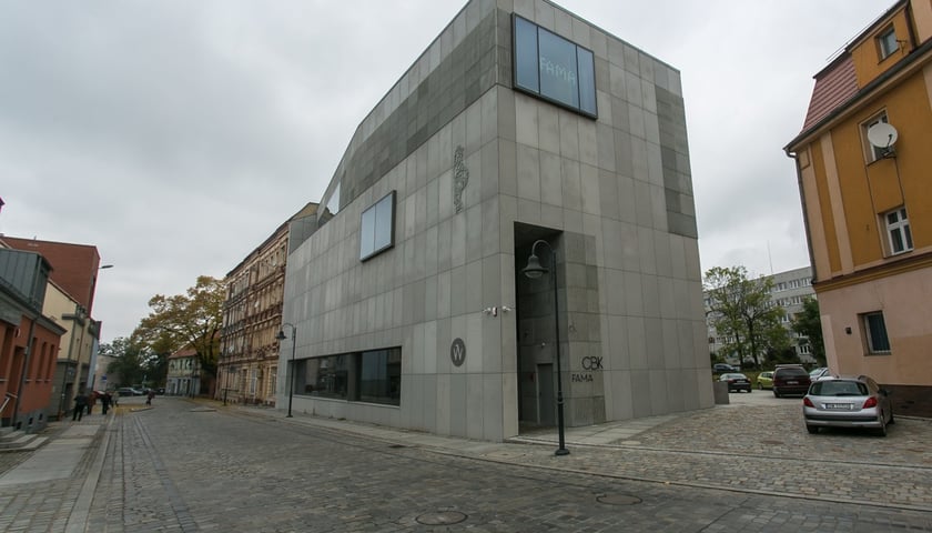 Centrum Biblioteczno-Kulturalne Fama na Psim Polu