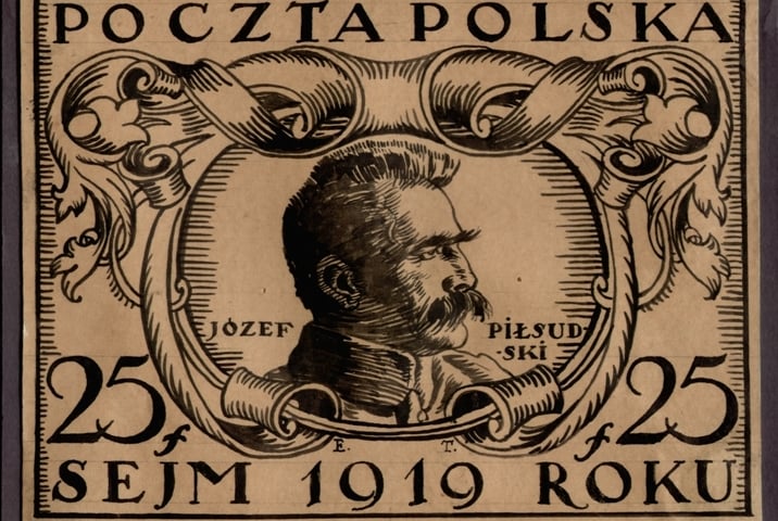 Znaczki z Marszałkiem Piłsudskim w Muzeum Poczty