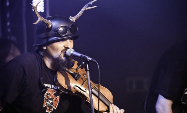 Jelonek w Sali Gotyckiej: będzie show!