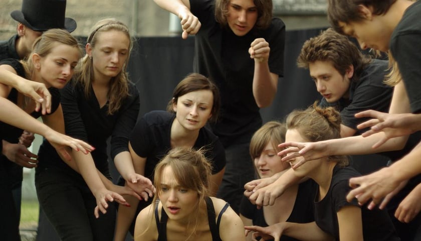 Bezpłatne warsztaty z Teatrem na Bruku