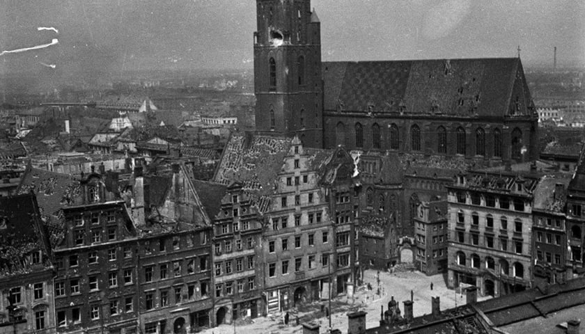 „Wrocław 1945 – Wrocław 2015” – wystawa na Świdnickiej