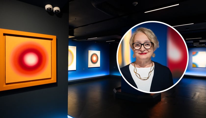 Na zdjęciu sala z obrazami Wojciecha Fangora na wystawie „American Dream” i kuratorka Dorota Monkiewicz