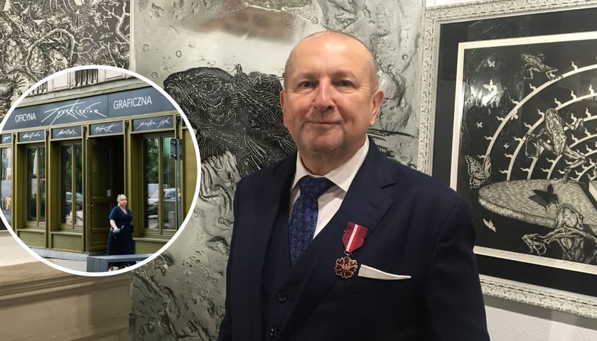 Na zdjęciu prof. Przemysław Tyszkiewicz z medalem Gloria Artis oraz Oficyna Graficzna Tyszkiewicz na Antoniego
