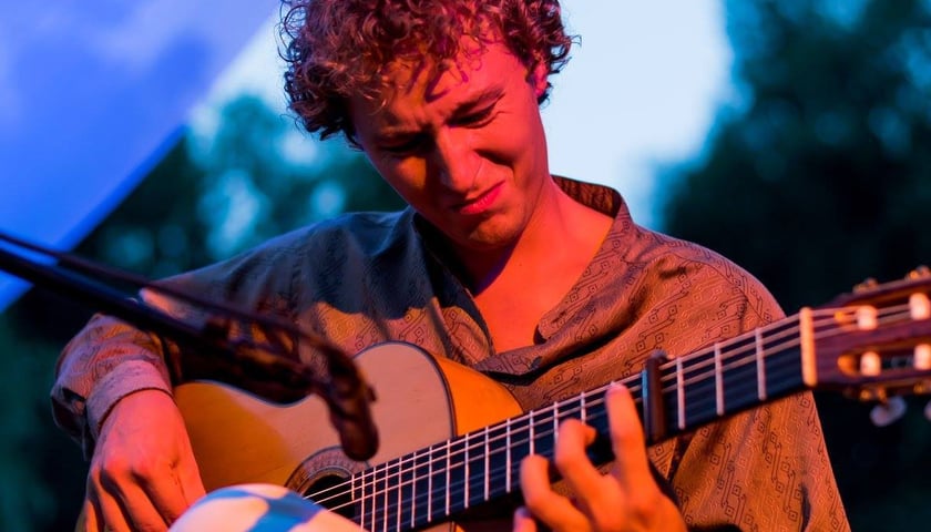 <p>Kamil Urbański</p>