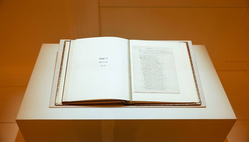 Rękopis piątej księgi &bdquo;Pana Tadeusza&rdquo; można obejrzeć w dniach 8-11 listopada w Muzeum Pana Tadeusza