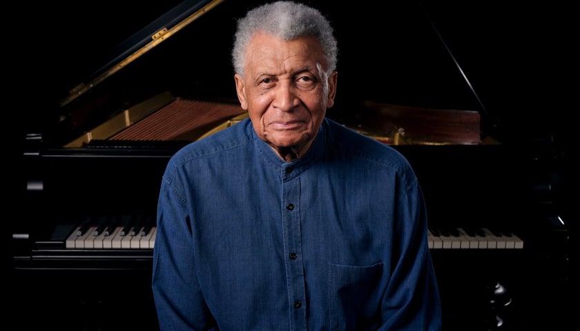 Powiększ obraz: <p>Adbullah Ibrahim</p>