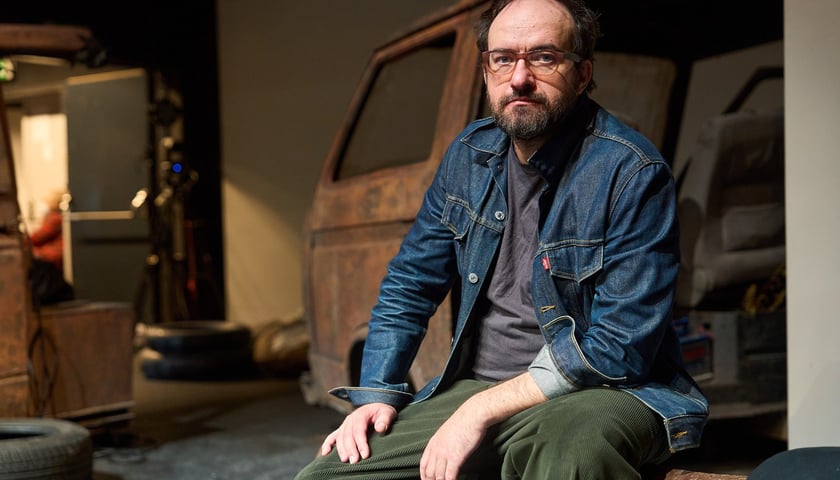 <p>Reżyser Wiktor Rubin &ndash; pr&oacute;ba do spektaklu &bdquo;Gry wstępne&rdquo; w na Scenie Ciśnień Teatru Muzycznego Capitol&nbsp;</p>
