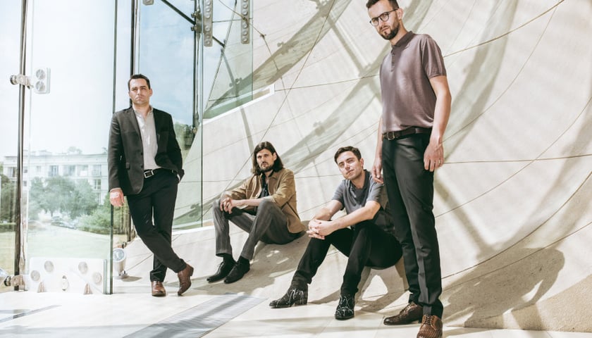 <p>Atom String Quartet</p>