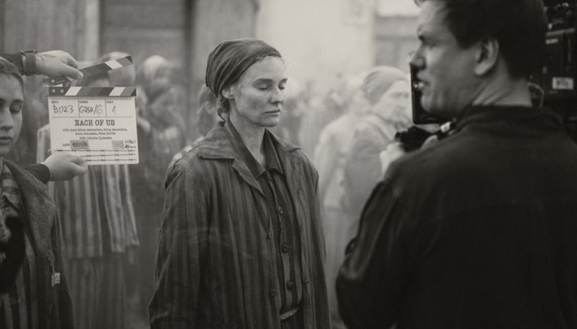 Diane Kruger na planie filmu "Każda z nas" kręconego w Gniechowicach