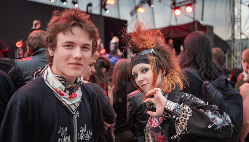 Ostatni dzień 3-Majówki, na scenach m.in.: Kult, Nocny Kochanek, The Rumjacks, KSU, Mrozu