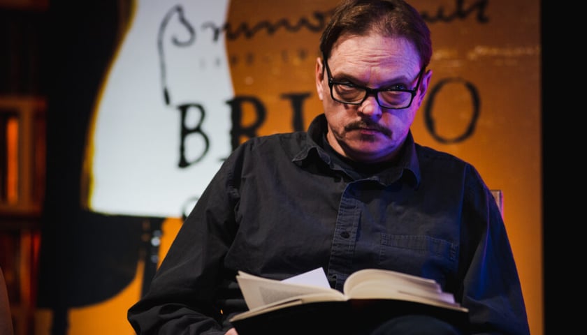 <p>Kacper Bartczak, laureat Silesiusa 2025 za całkoształt tw&oacute;rczości</p>
