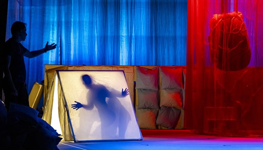 <p>Spektakl &bdquo;Olbrzyyym!&rdquo; obejrzymy we Wrocławskim Teatrze Lalek</p>