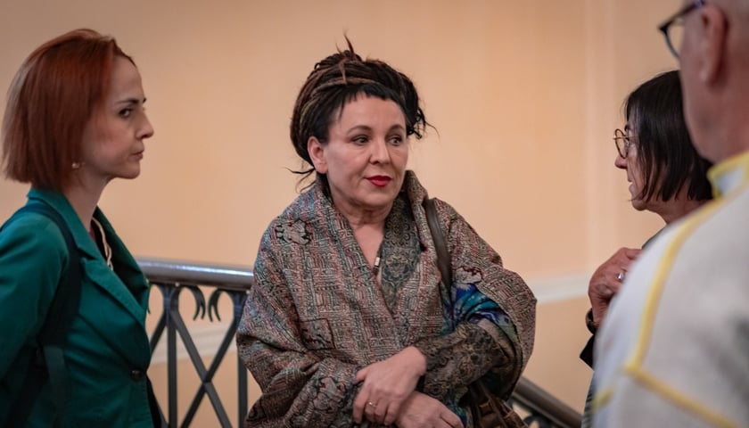 Gala nagród literackich Angelusa i Silesiusa 2025 w Teatrze Lalek we Wrocławiu. Olga Tokarczuk