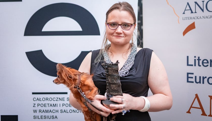 Gala nagród literackich Angelusa i Silesiusa 2025 w Teatrze Lalek we Wrocławiu. Dominika Parszewska