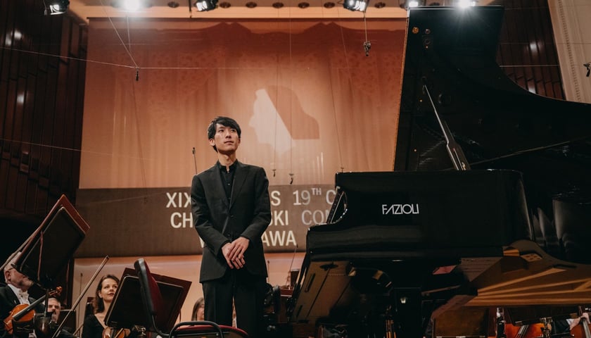 <p>Na zdjęciu Eric Lu, laureat I nagrody XIX Konkursu Chopinowskiego</p>