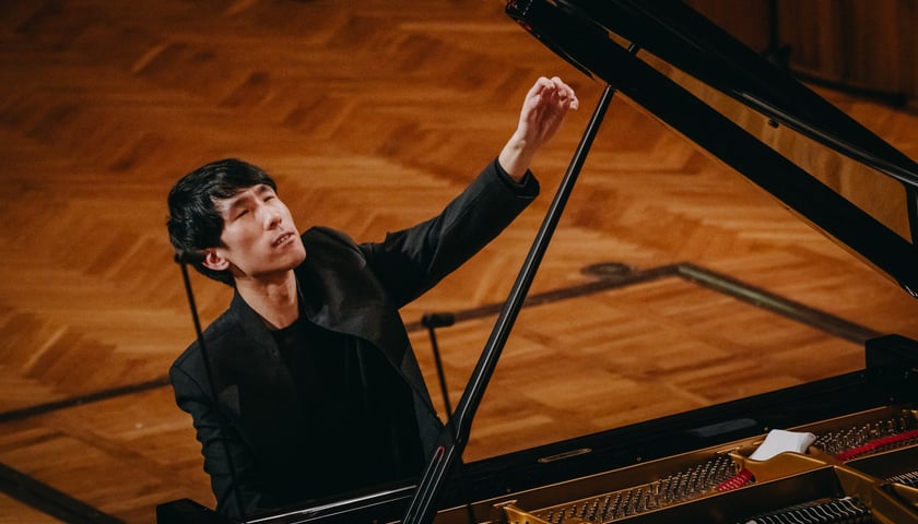 <p>Eric Lu podczas przesłuchań Konkursu Chopinowskiego w III etapie</p>