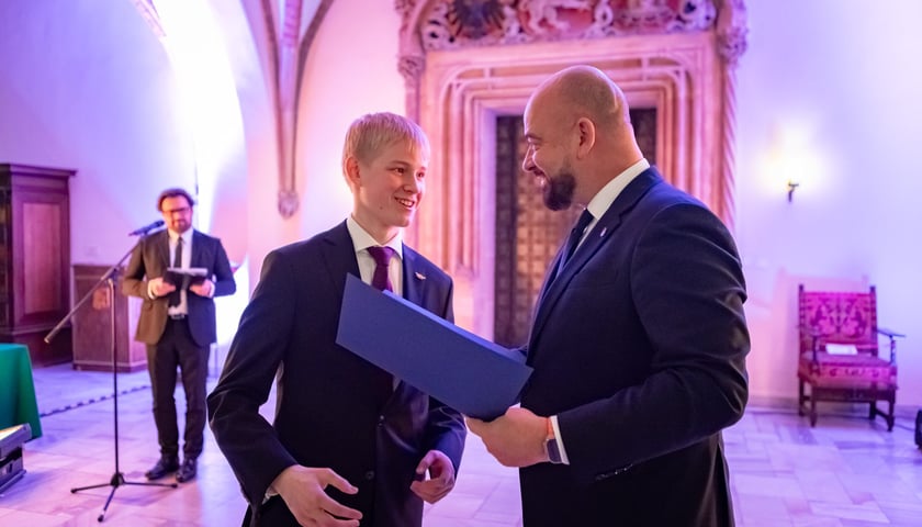 Uroczystość przyznania stypendi&oacute;w dla młodzieży wrocławskiej, uzdolnionej artystycznie