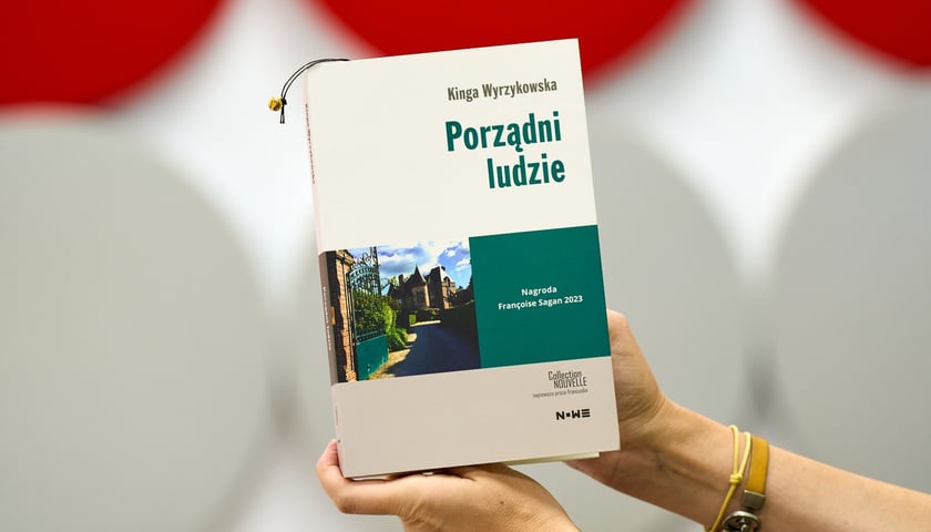 <p>Kinga Wyrzykowska, &bdquo;Porządni ludzie&rdquo;, przekład Dorota Malina, Wydawnictwo Nowe</p>