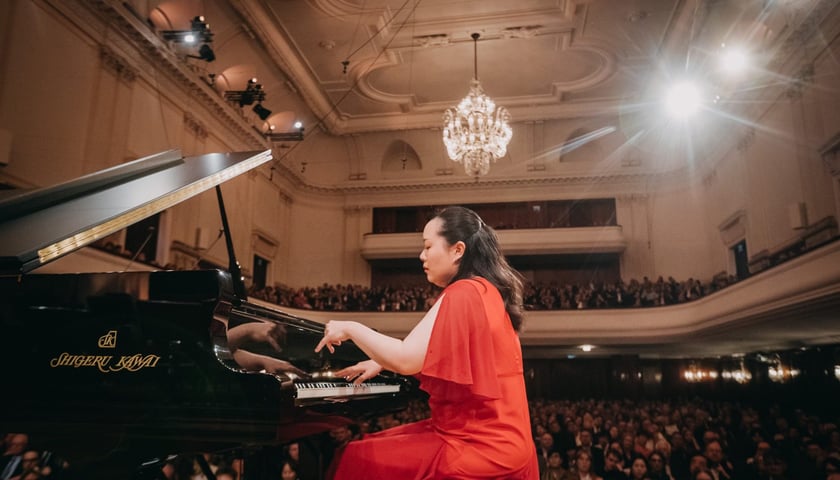 <p>Na zdjęciu Shiori Kuwahara podczas koncertu laureatów XIX Konkursu Chopinowskiego</p>
