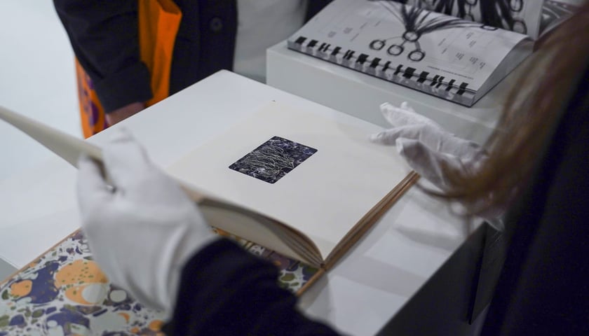 <p class="MsoNormal">Og&oacute;lnopolski Przegląd Sztuki Książki w Pawilonie Czterech Kopuł. Wrocław, 15.11.2025</p>