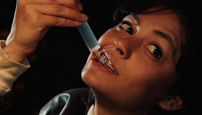 <p>Na zdjęciu kadr z filmu &bdquo;Szczękościsk&rdquo;</p>