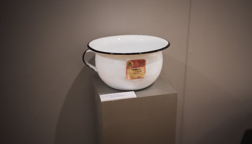 <p>Wystawa &bdquo;Gdzie kr&oacute;l chodzi piechotą&rdquo; &ndash; od 28 listopada 2025 do 28 lutego 2026 w Pałacu Kr&oacute;lewskim</p>