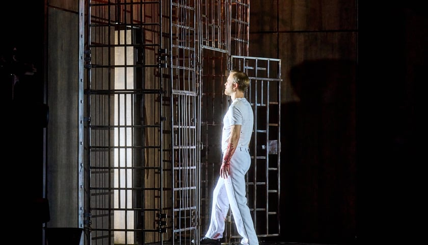 <p>Pr&oacute;ba prasowa do spektaklu &bdquo;Salome&rdquo; w reż. Mariusza Trelińskiego w Operze Wrocławskiej</p>