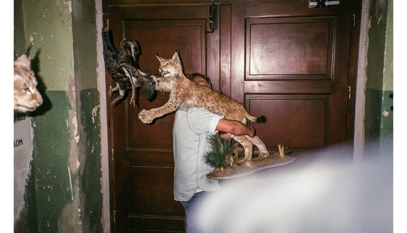 <p>Jedna z fotografii z pierwszego albumu kolektywu fotograficznego kolektywu &bdquo;Z bliska&rdquo;</p>