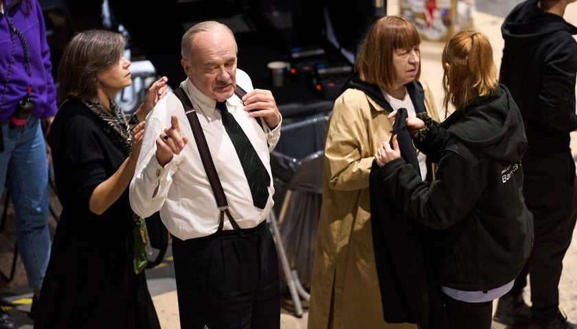 Jedna ze scen na planie do filmu "1949" nakręcona w Wytwórni Filmów Fabularnych we Wrocławiu