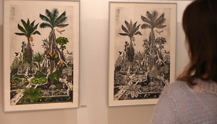 <p>Dwie odbitki graficzne z tej samej matrycy wykonanej przez Modestę Gorol</p>